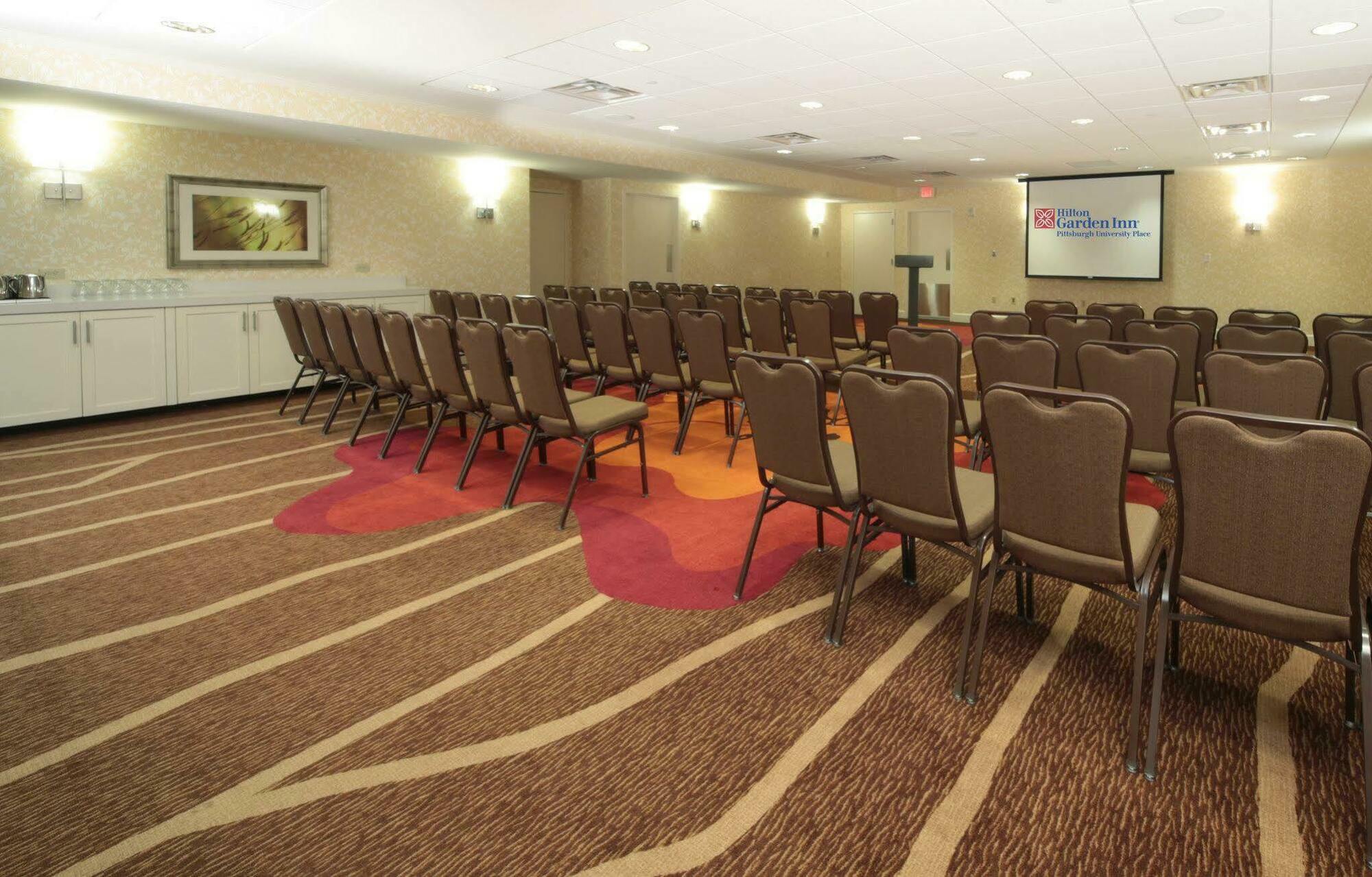 Hilton Garden Inn Pittsburgh University Place Επιχειρήσεις φωτογραφία
